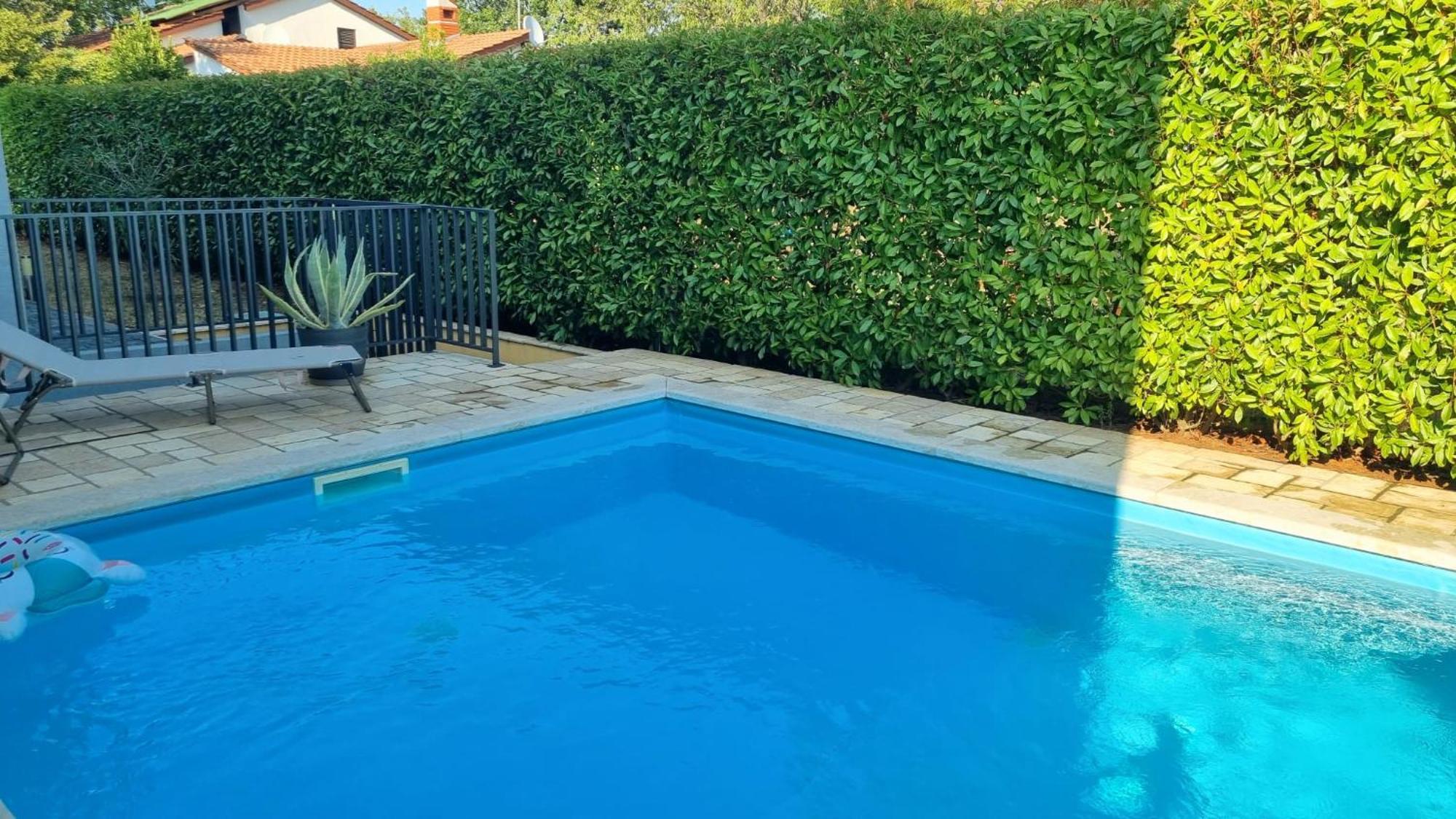 Casa Emma With Pool Apartment Porec Bagian luar foto